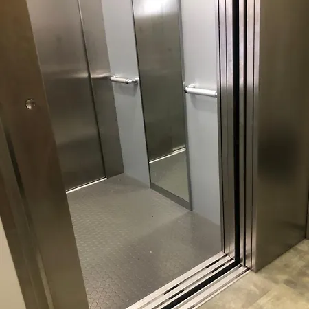 Center Arctic Elegance Apartment *