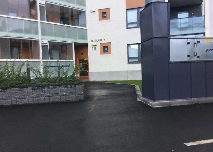 Center Arctic Elegance